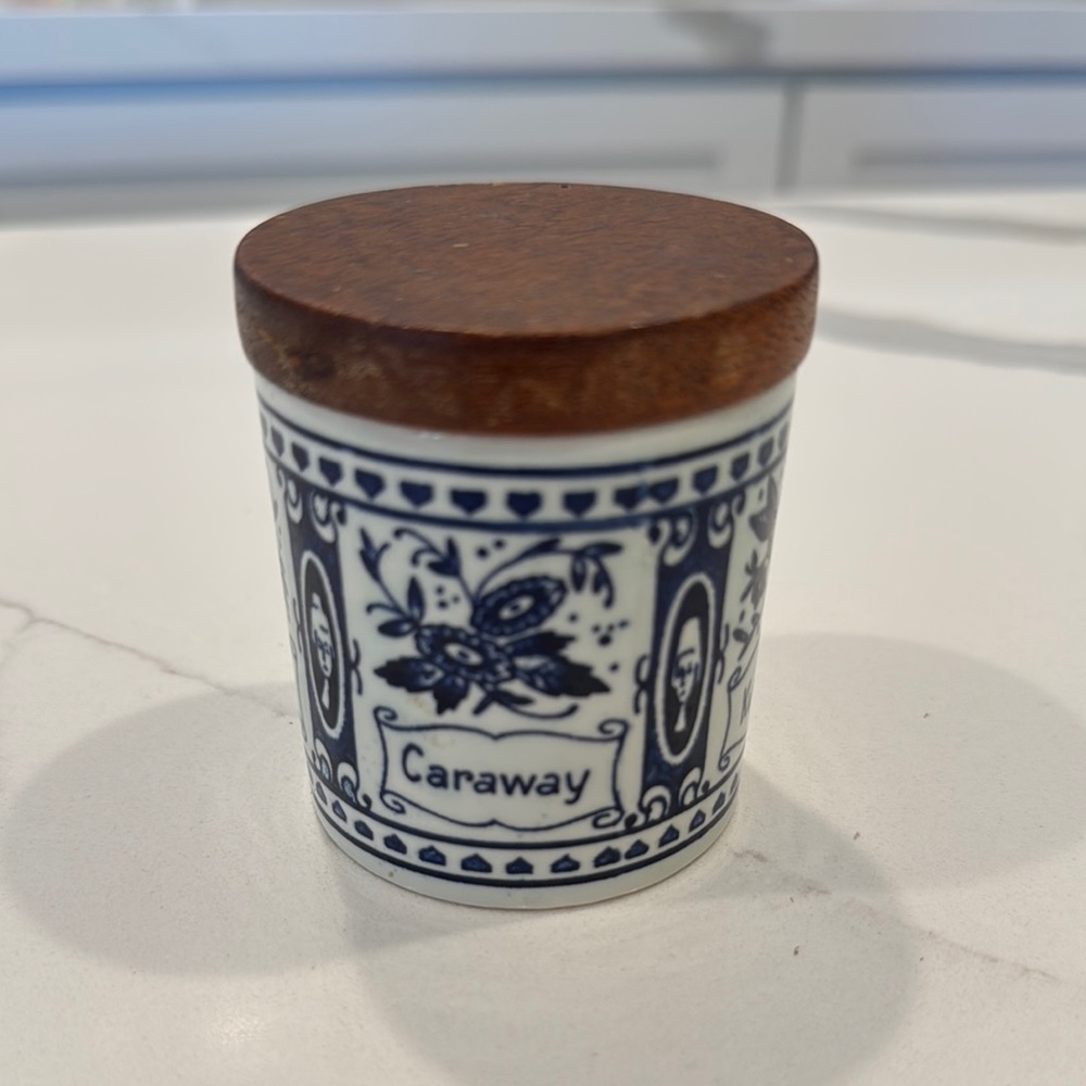 Delfts Blue and White Ceramic Jar with Wooden Lid